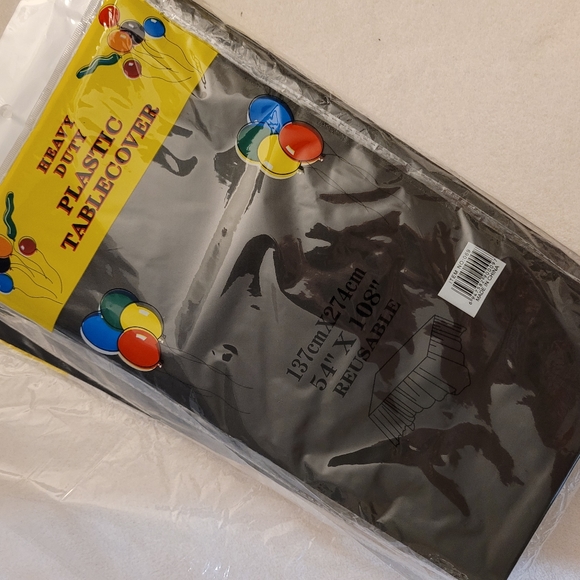 6pk Tablecloth Heavy Duty Plastic Disposable for 6 to 8 ft tables NEW - Picture 6 of 8